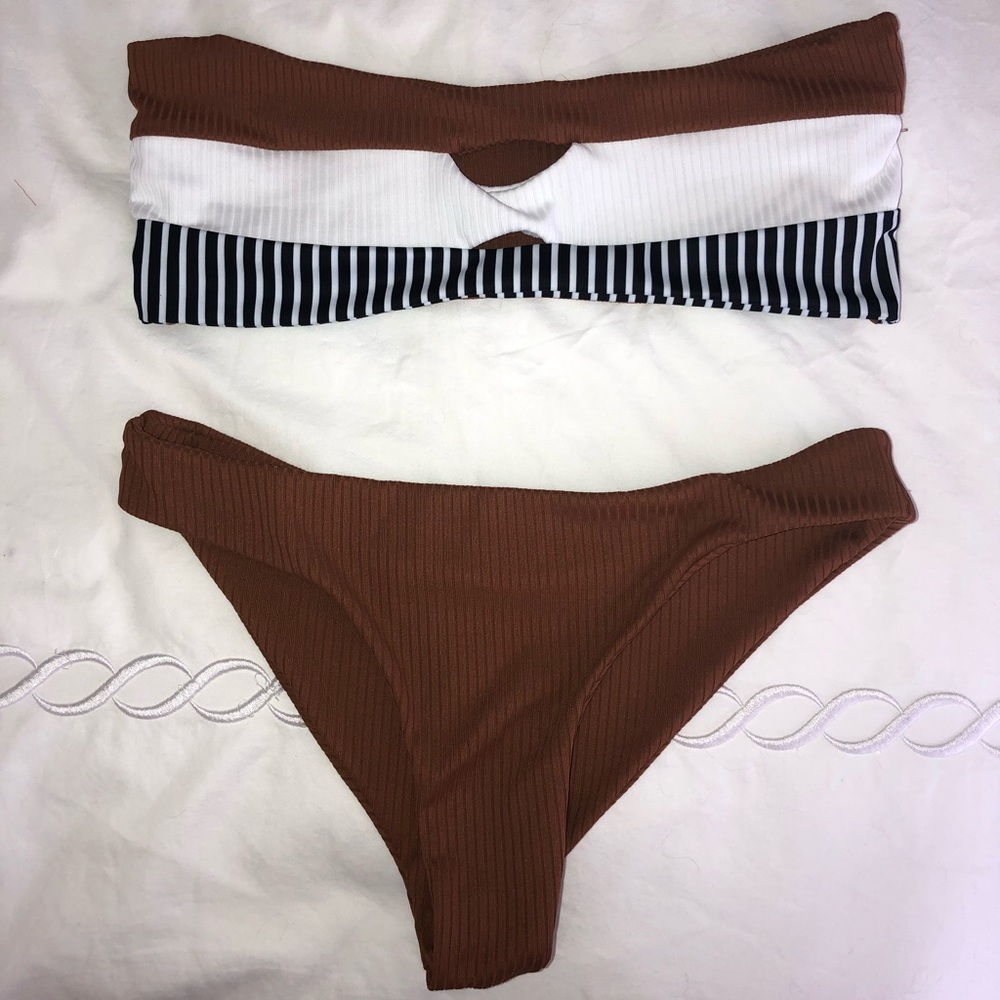 Striped Strapless Bikini Top with Bottoms set